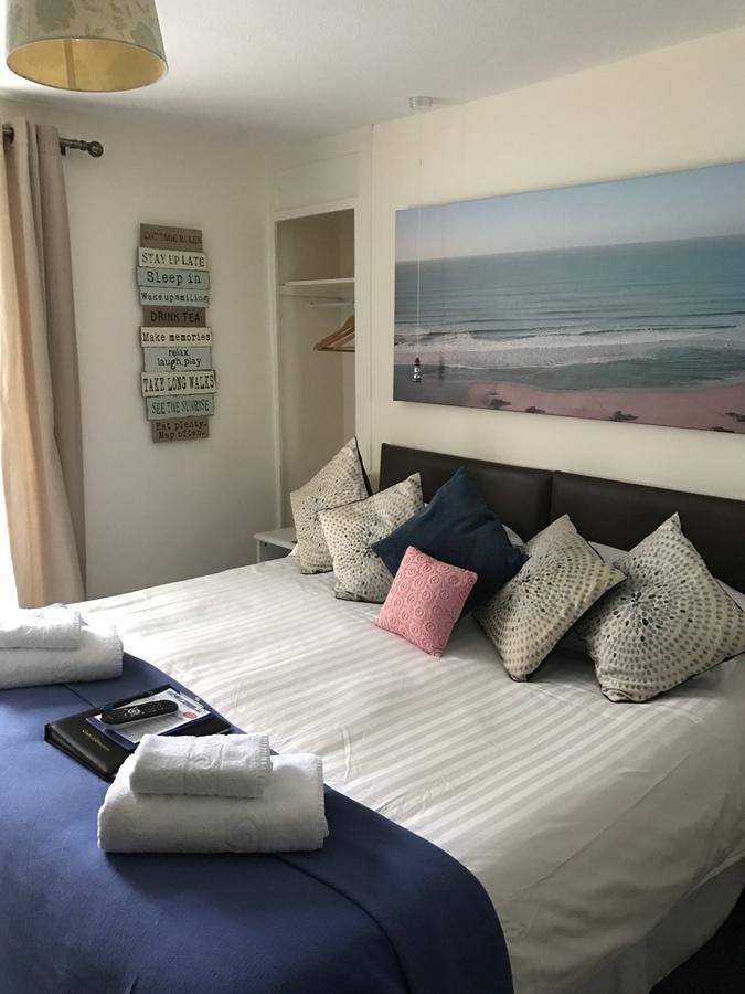Rainbow Lodge Guest House Plymouth Bagian luar foto