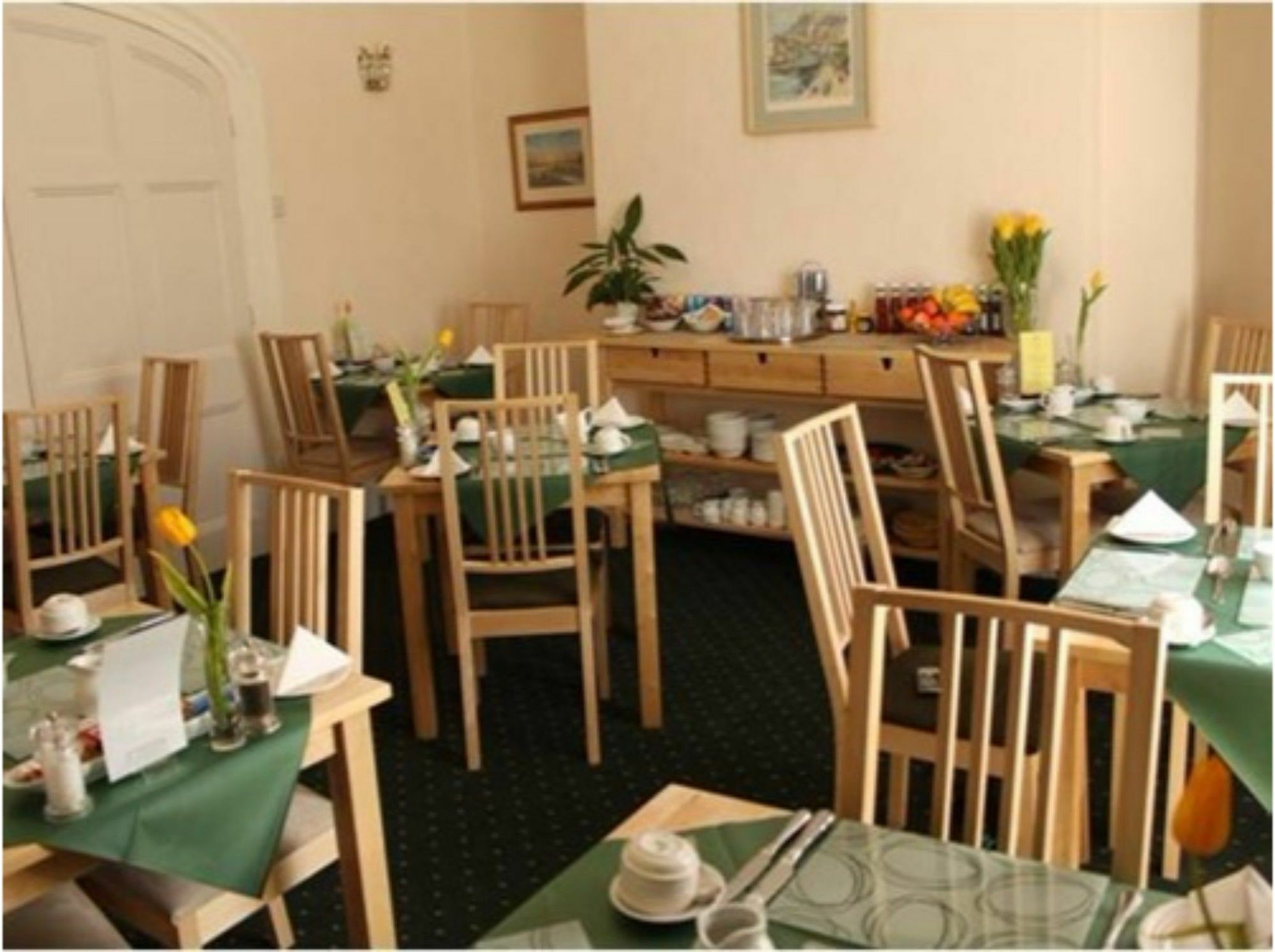 Rainbow Lodge Guest House Plymouth Bagian luar foto